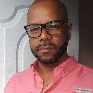 Meet your Posher, Julian